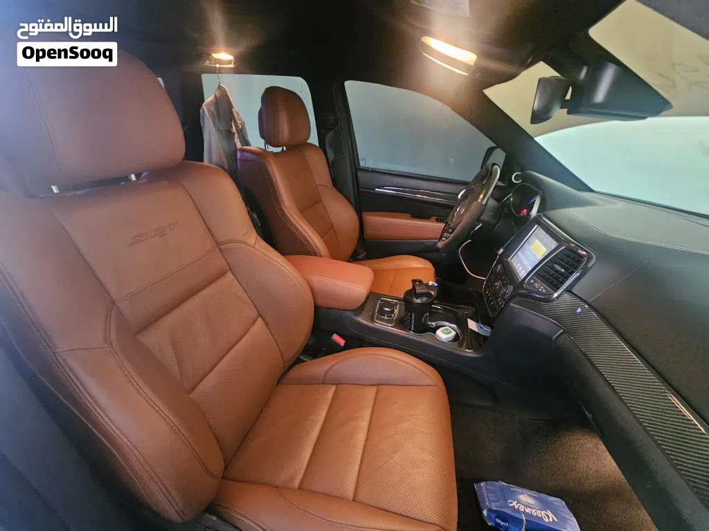 Jeep Grand Cherokee SRT
