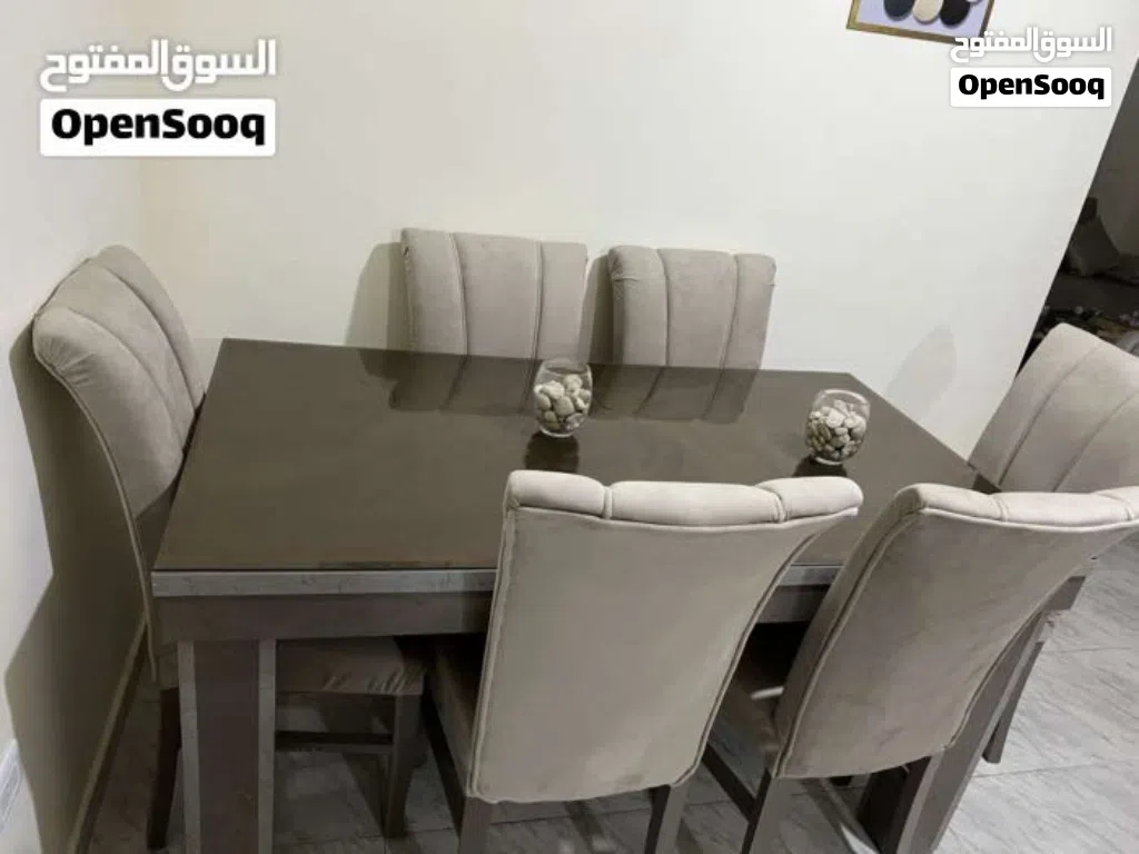 طاوله سفره 6 كراسي خشب زان للبيع شبه جديده ولا خدش