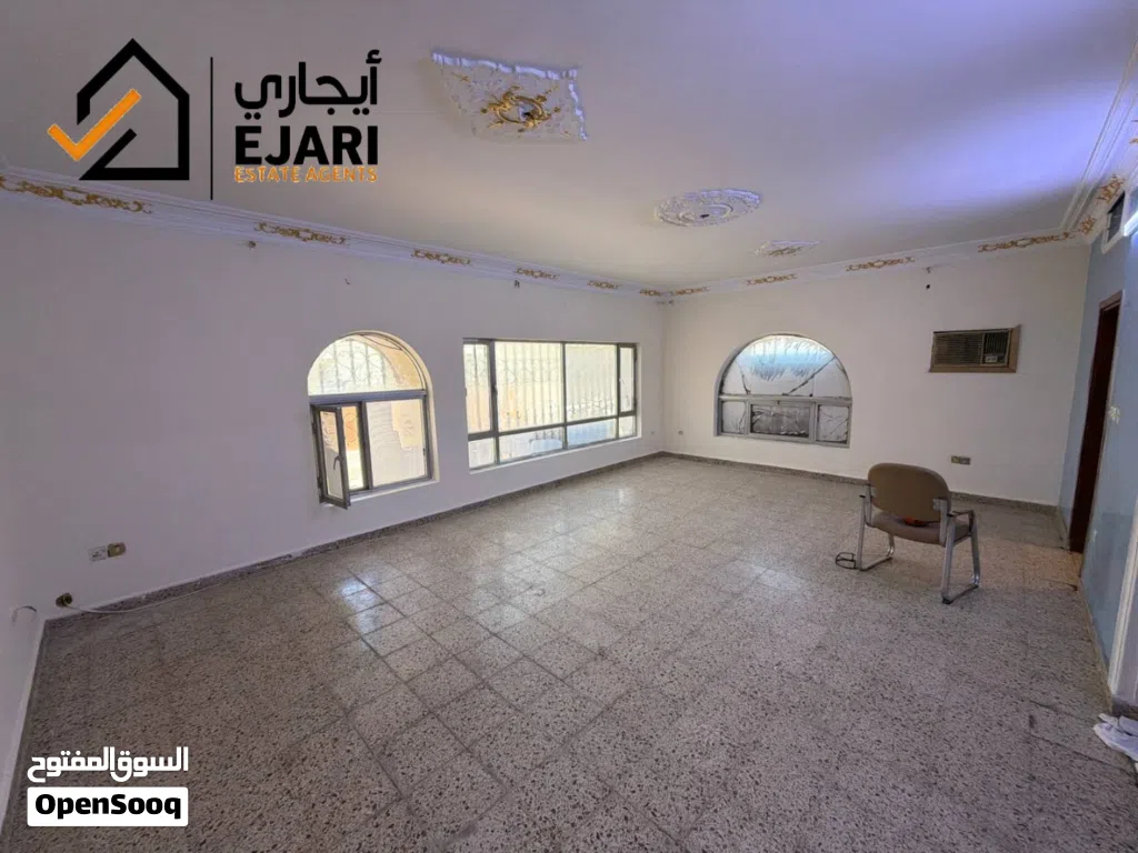 ايجار منزل كبير في منطقه حي الجامعه الخارجيه