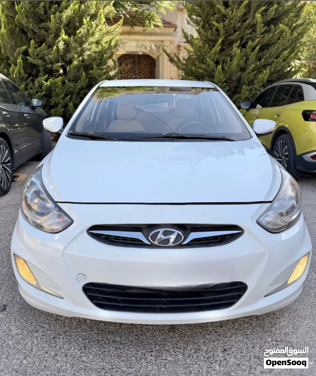 Hyundai Accent Standard