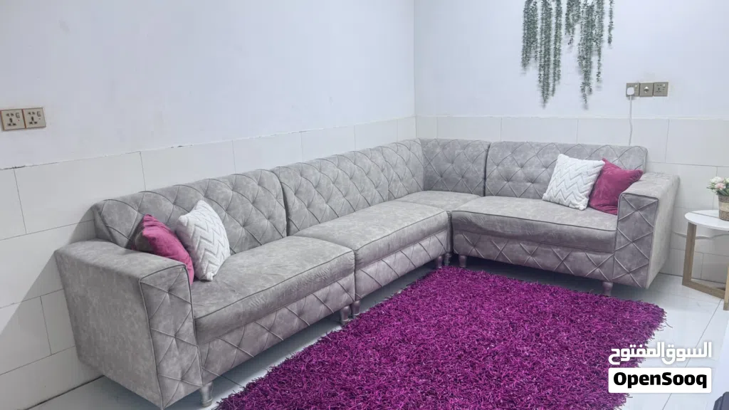 ديوان كويتي حجمه سبعه متر للبيع