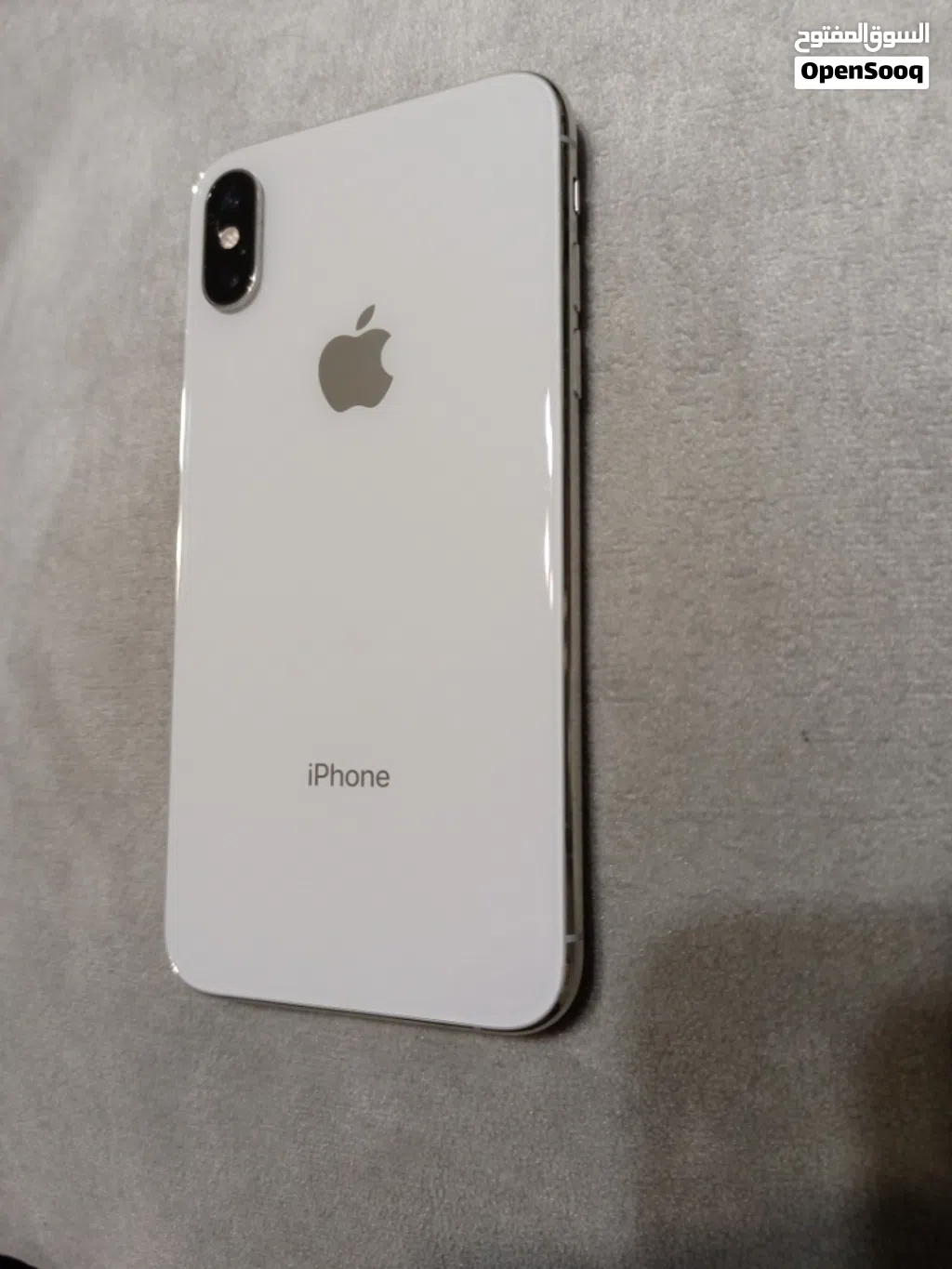 IPhone xs 512 بسعر مميز