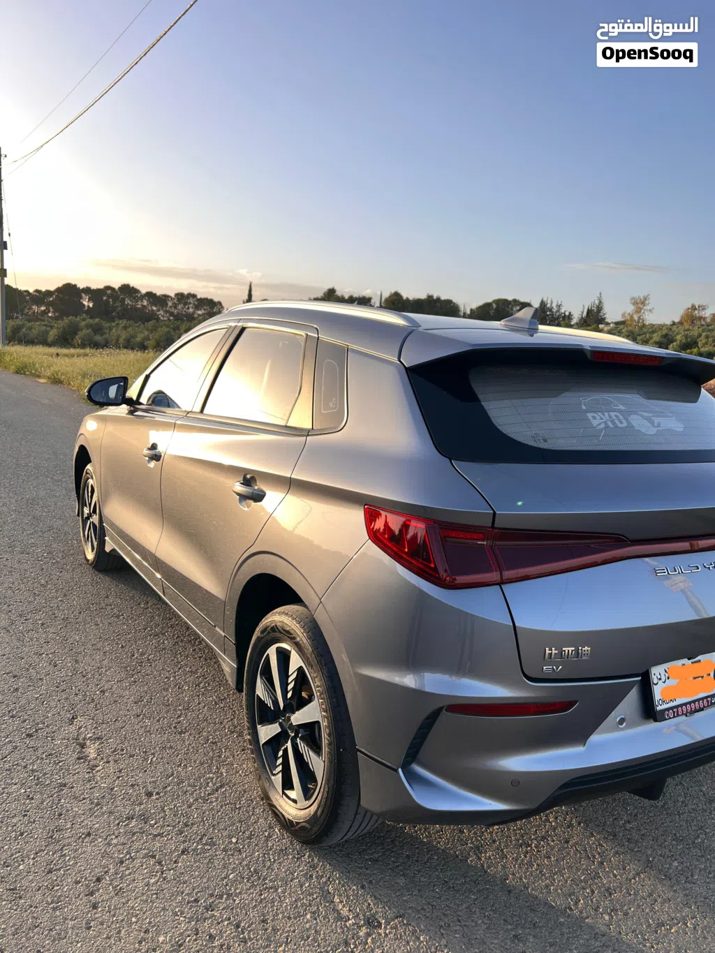 بي واي دي E2