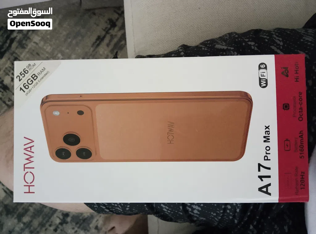 a17 promax hotwav جهاز موبايل فضي بحالة ممتازة بسعة 256 جيجابايت مع ملحقات جديدة