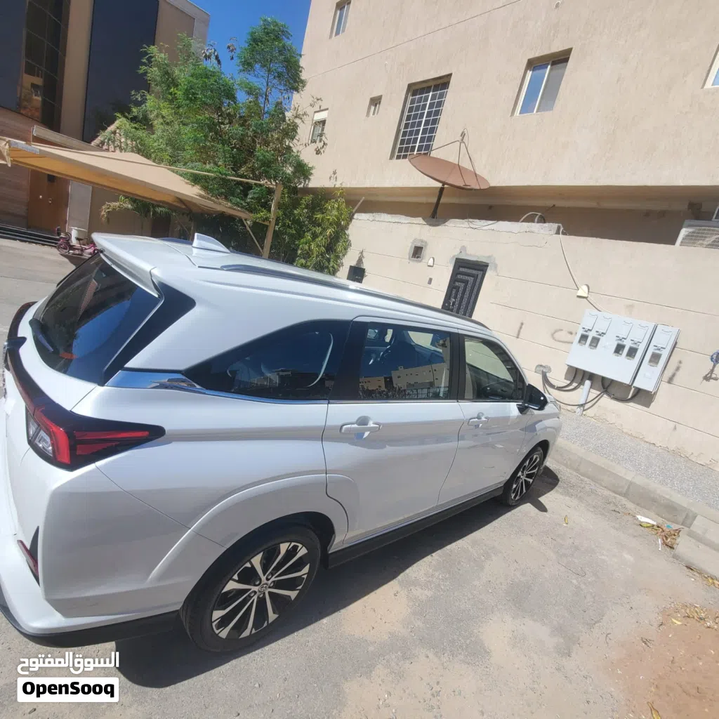 Toyota Veloz GLX
