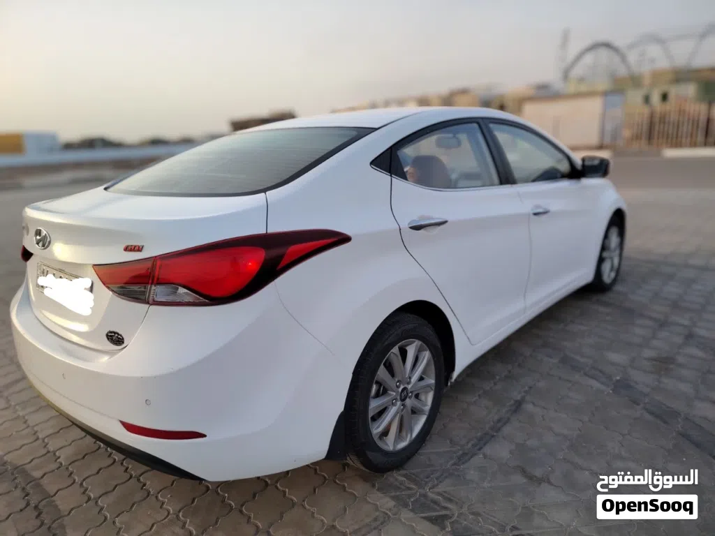 هيونداي افانتي SE