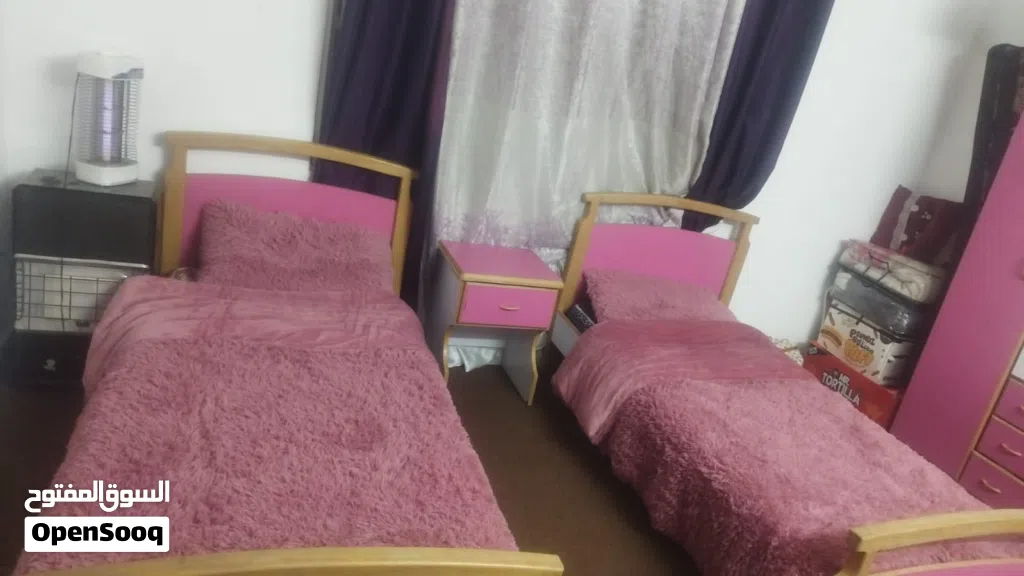 غرفة نوم بنات بحالة الوكالة للبيع السريع لسبب رحيل لبيت