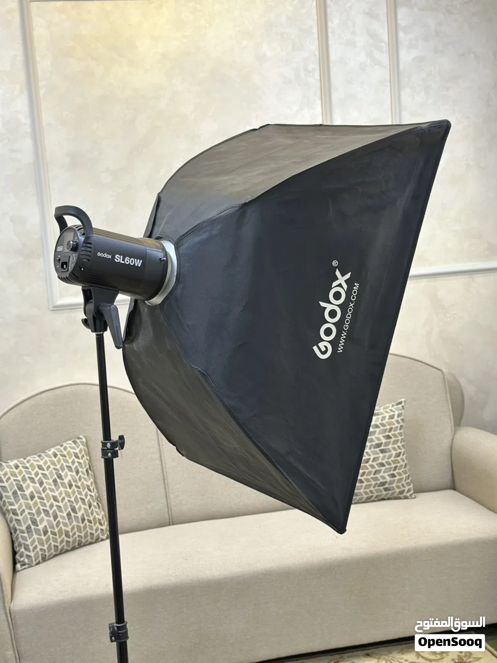 ضوء Godox sl60w+ soft box