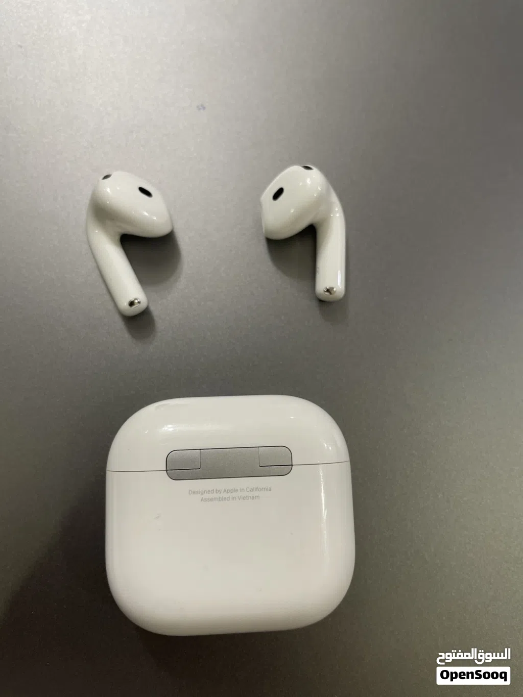 AirPods 4 with noise cancellation