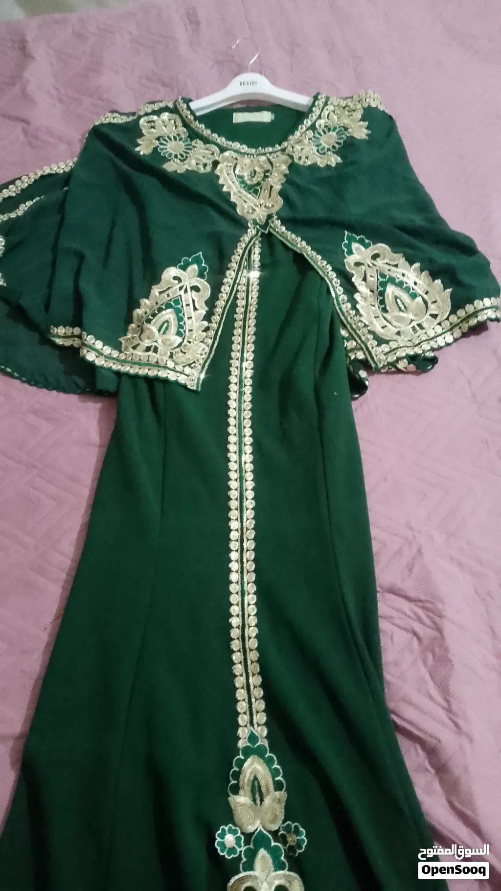 قفطان لون زيتي