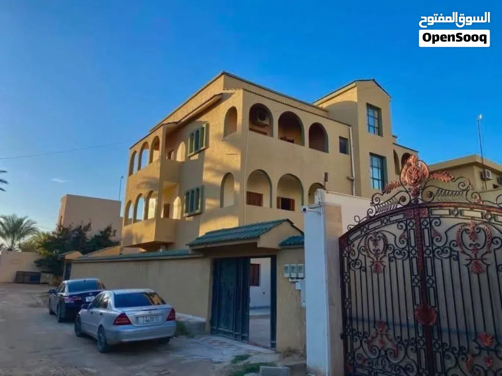 فيلا في جنزور سيمافرو المعاقين في سنتر