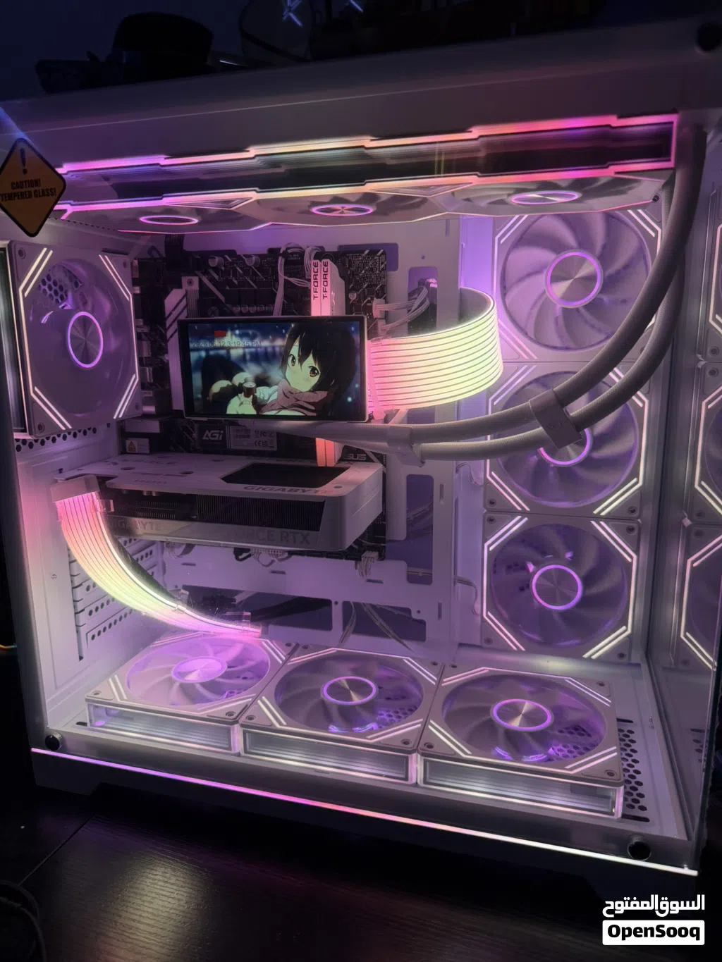للبيع بي سي قوي