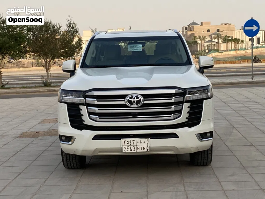 Toyota Land Cruiser GXR