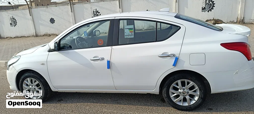 نیسان ئەوانەی تر