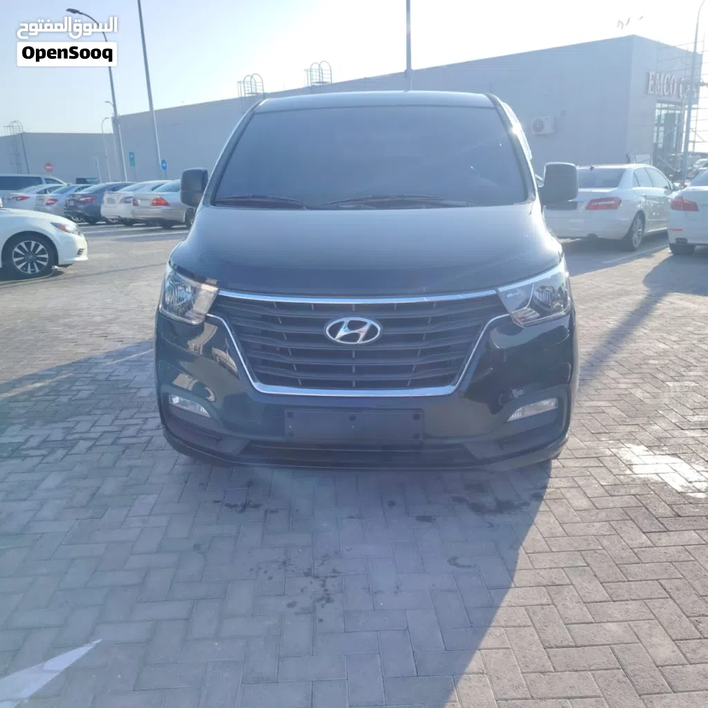 Hyundai H1 GLS Plus