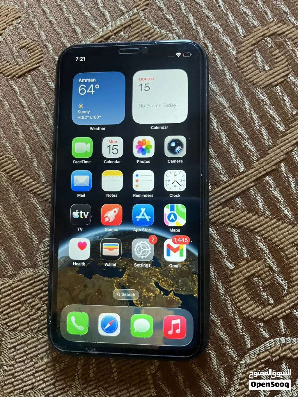 ايفون 11 كل قطعو اصليه