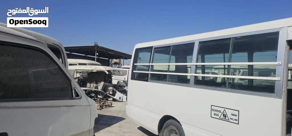 نشتري جميع باصات وشاحنات اقل 4 طن