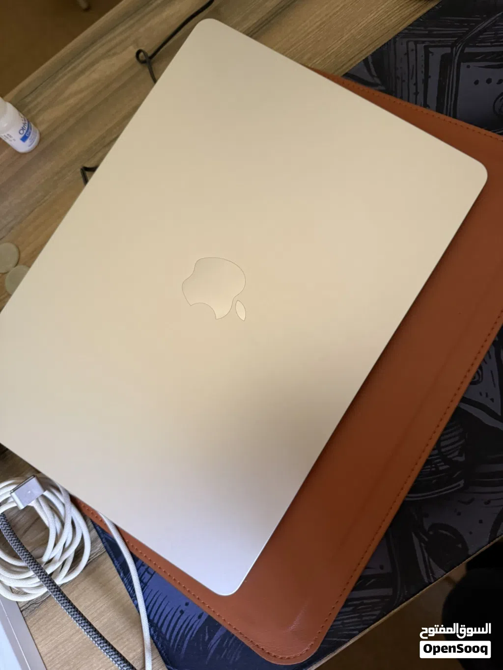 Apple MacBook M2 battery 94% 8gb256ssd