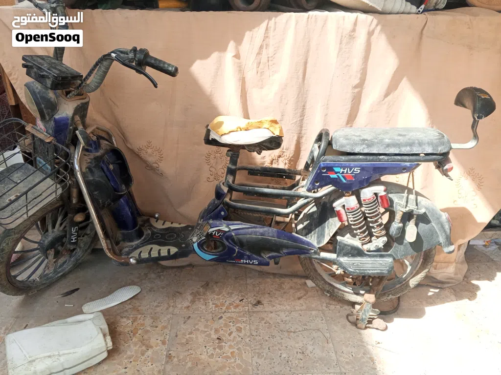 اخرى اخرى