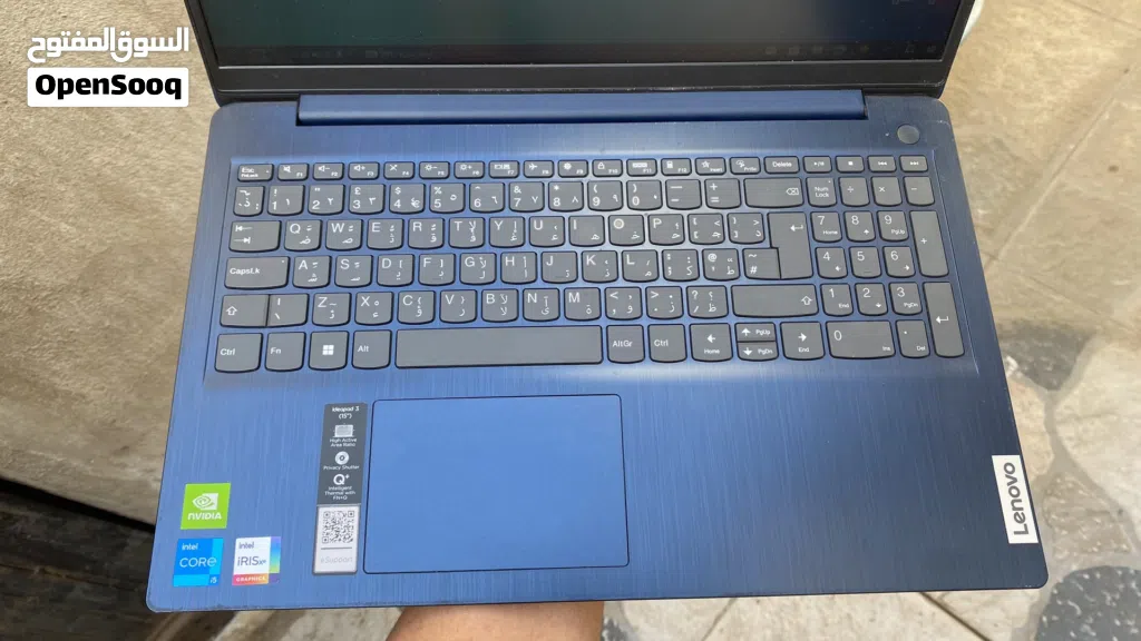 لابتوب lenovo نظيف