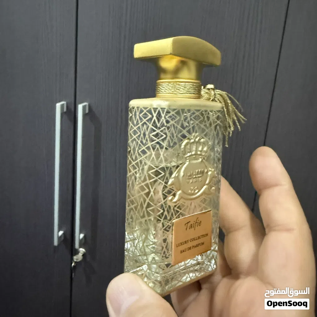 عطر الورد الطائفي من الجزيرة