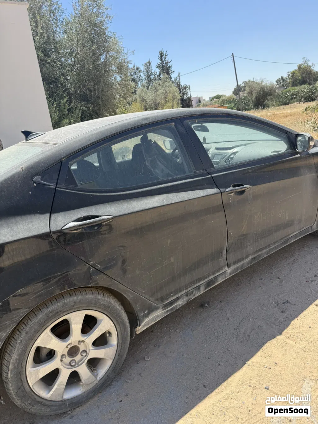 Hyundai Elantra Standard