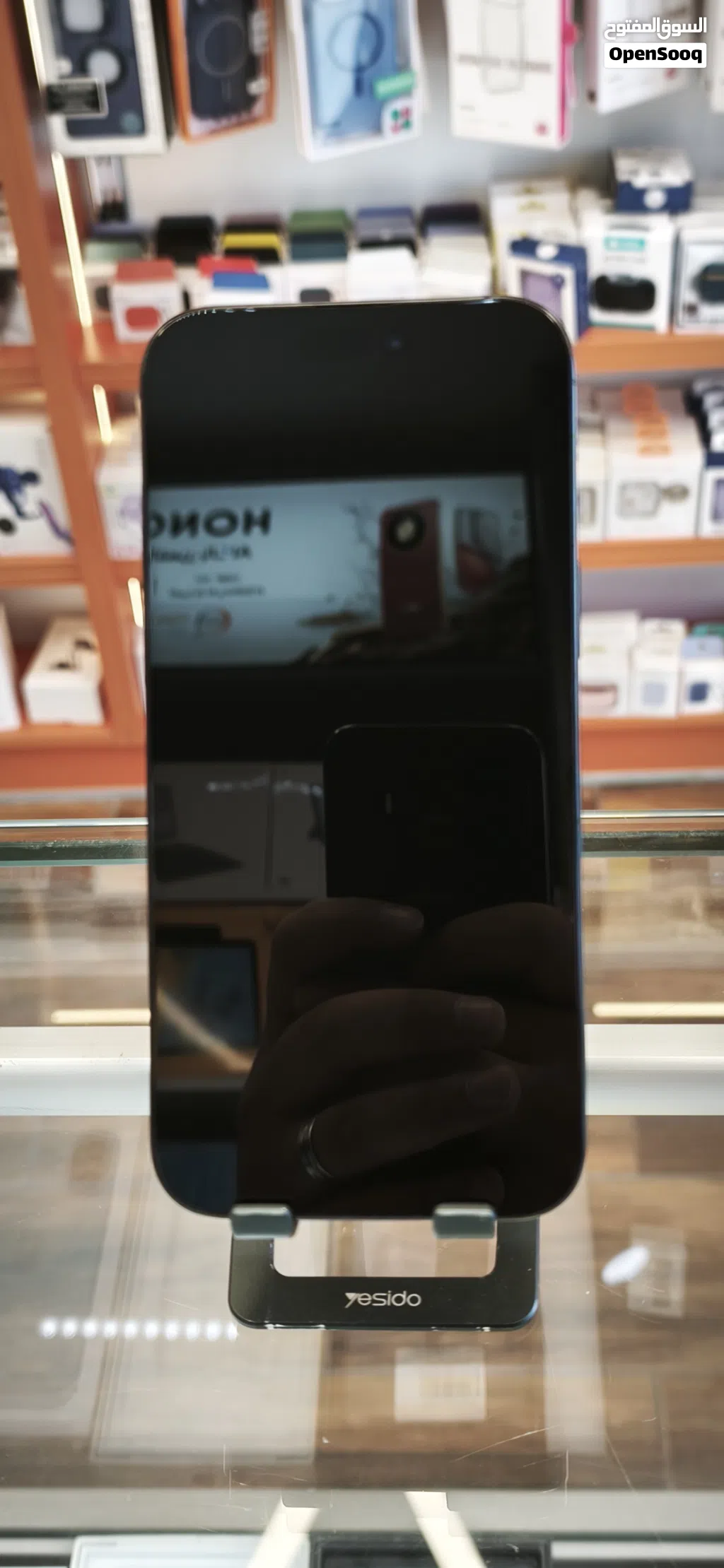 iphone 16 pro max تخزين 256g بطارية 87% لون اسود بحالة وكالة الوكالة خالي من الخدوش بسعر الحررررق