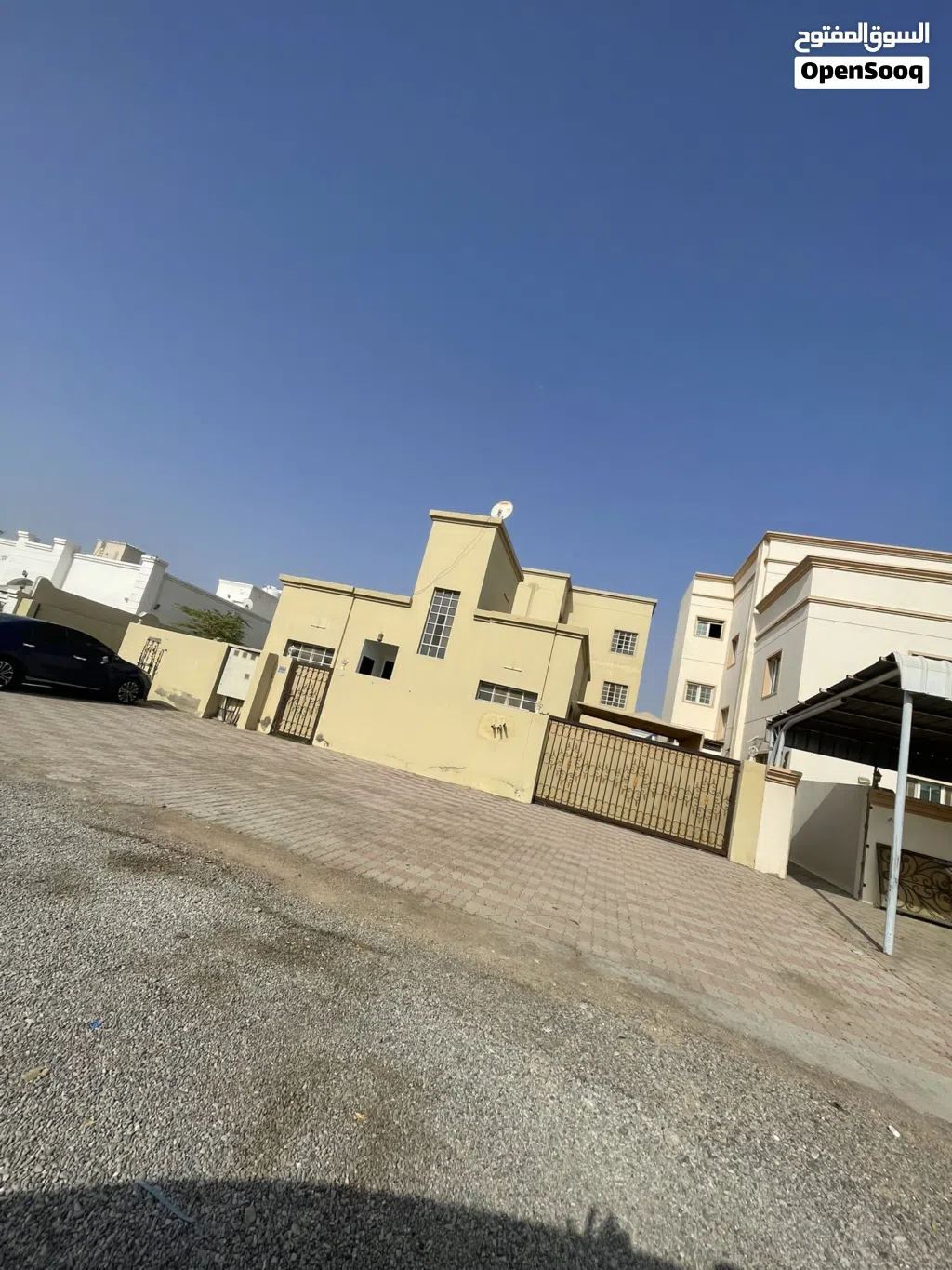 فيلا فالمعبيله قريب من كلية الخليج والخدمات للتواصل