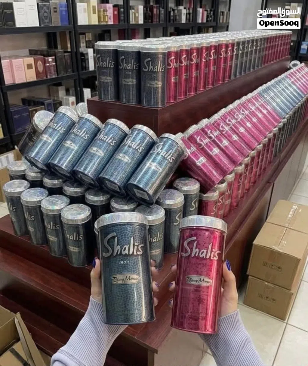 موجود عندي كمية من عطر شاليز الاصلي مكفول ومختوم الاصلي عليه ختم موجود ستاتي ورجالي