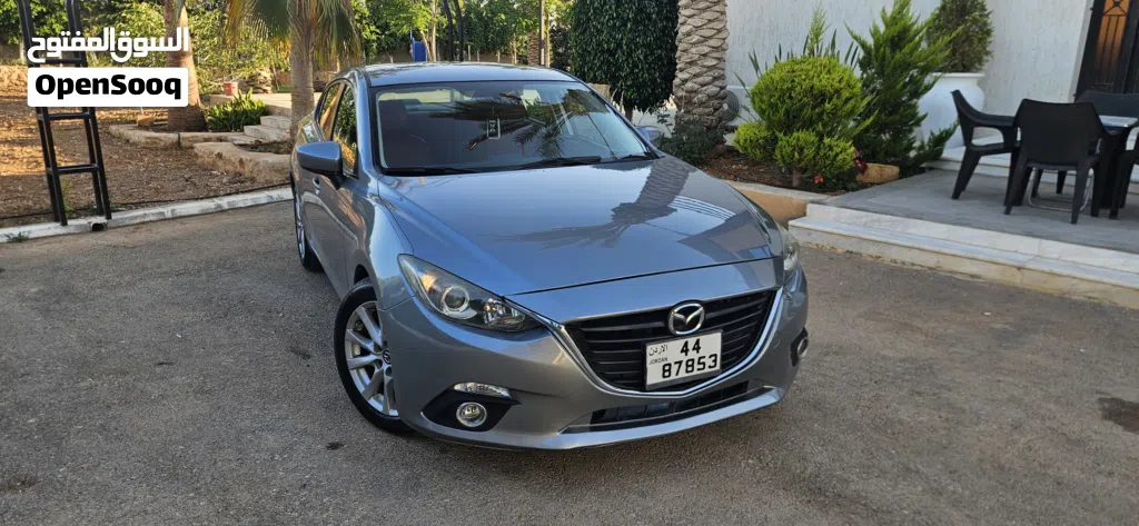 Mazda 3 Standard