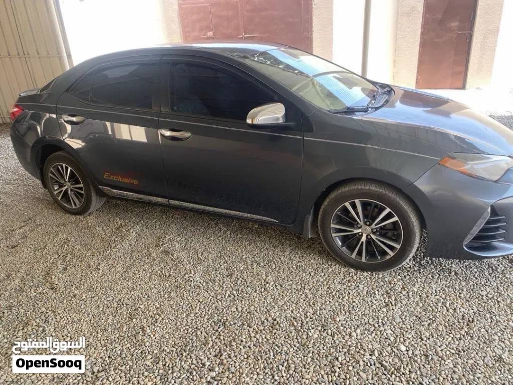 Toyota Corolla LE