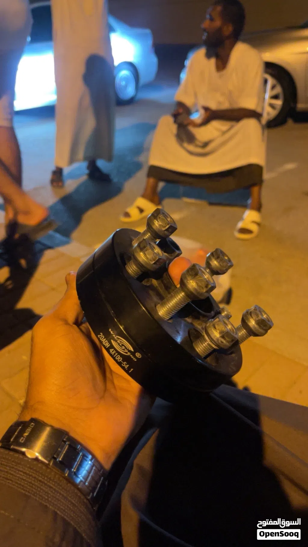 سبيسرات اربع بلوط