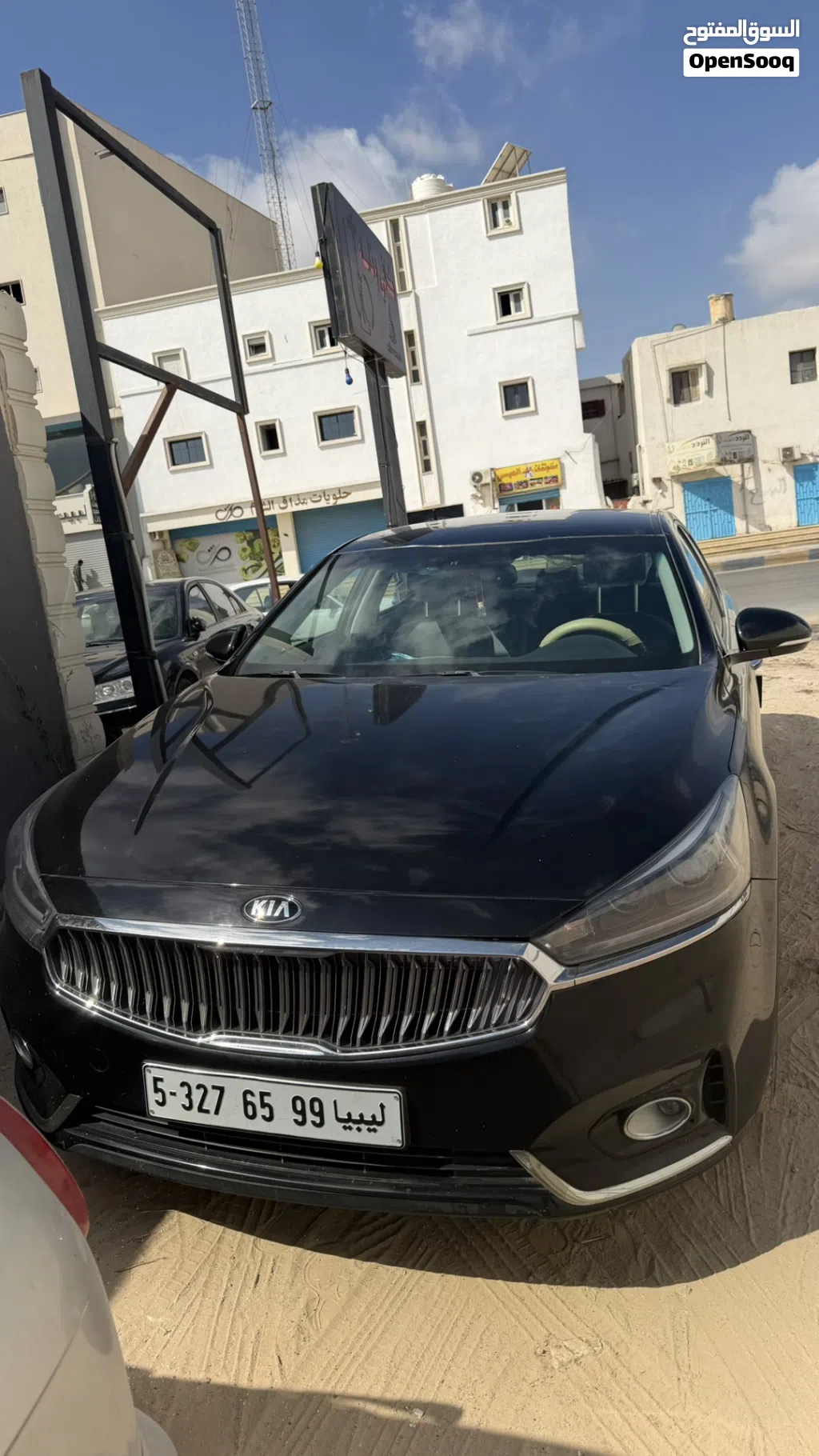 كيا كادينزا Standard