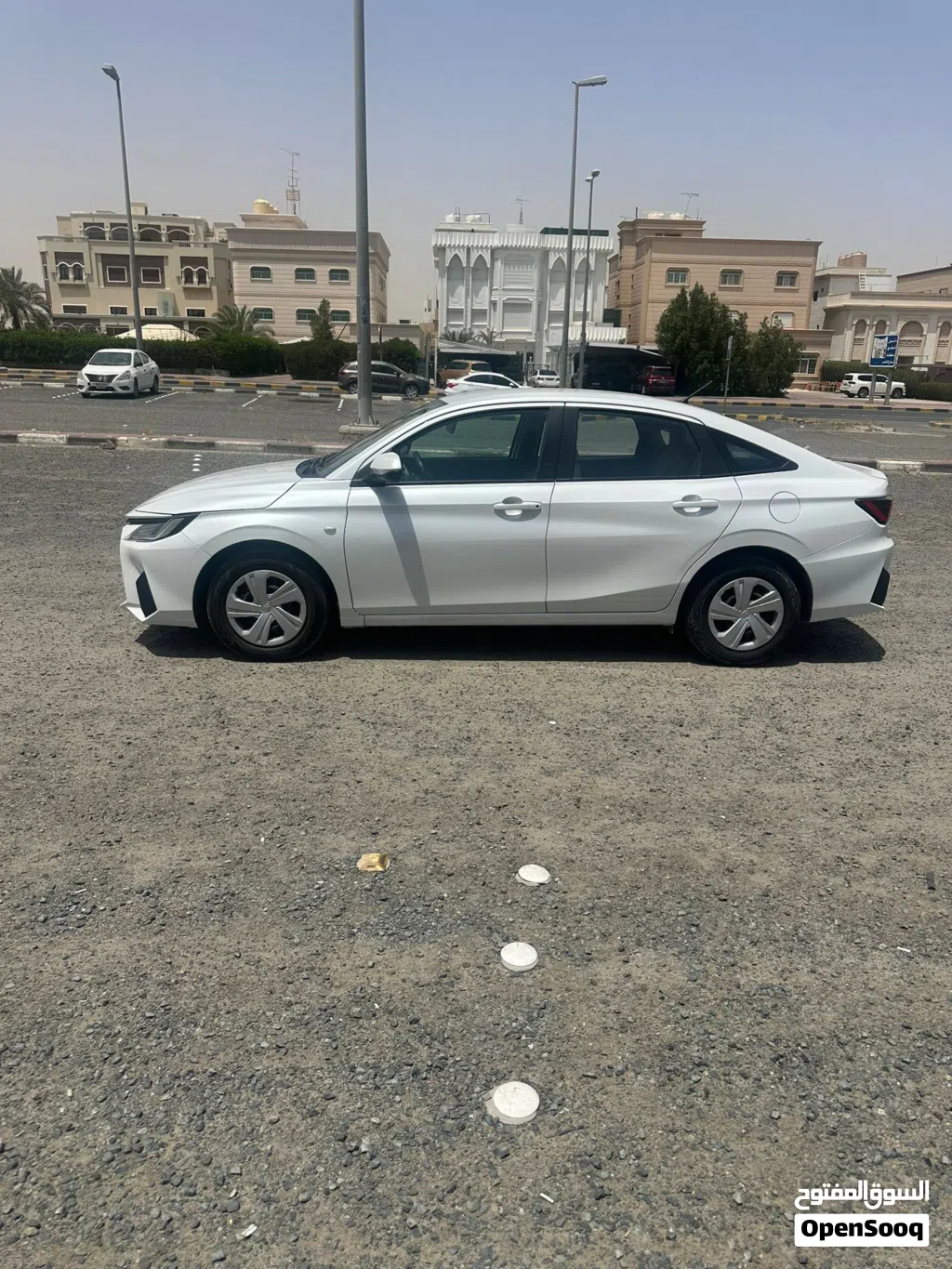 Toyota Yaris Y Plus