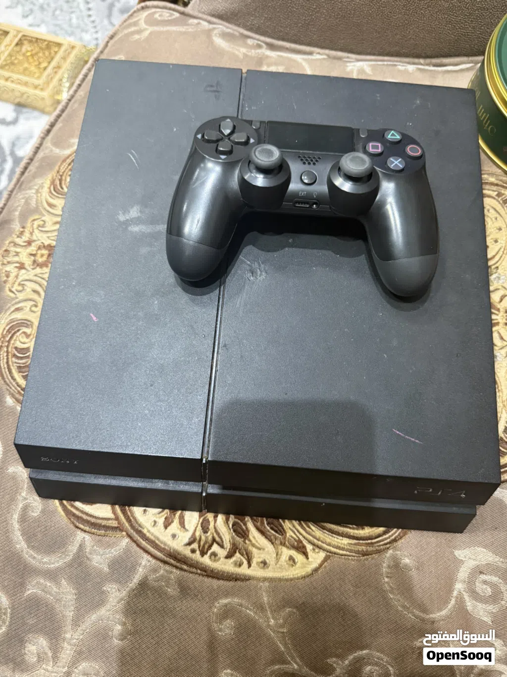 لي البيع سوني 4