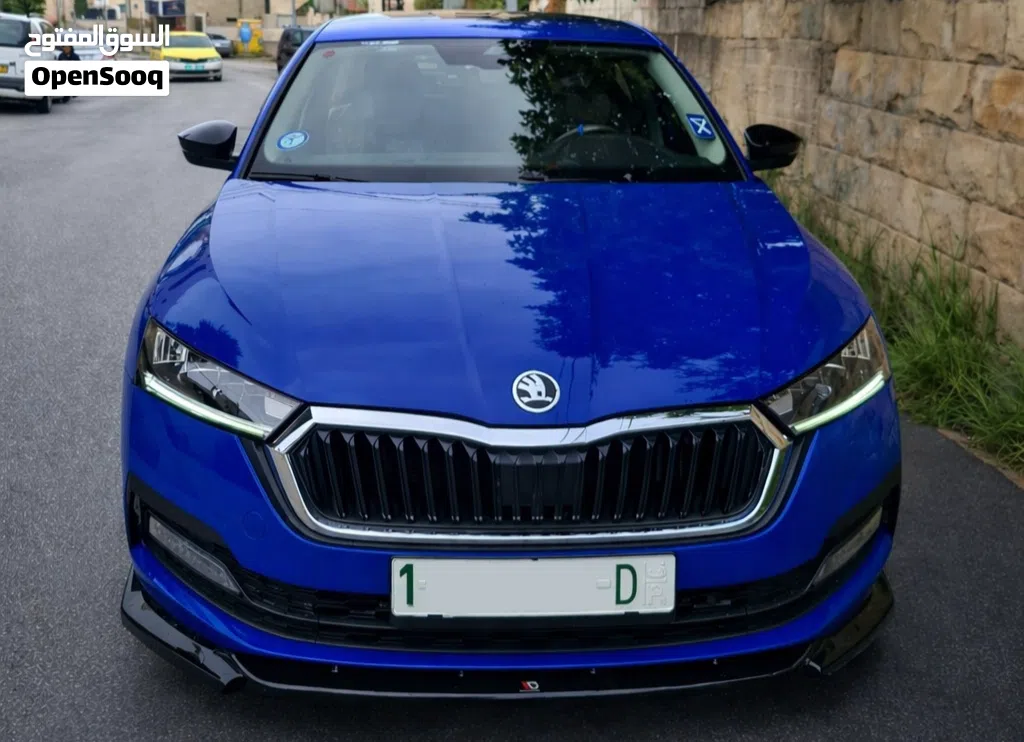 سكودا اوكتافيا Standard