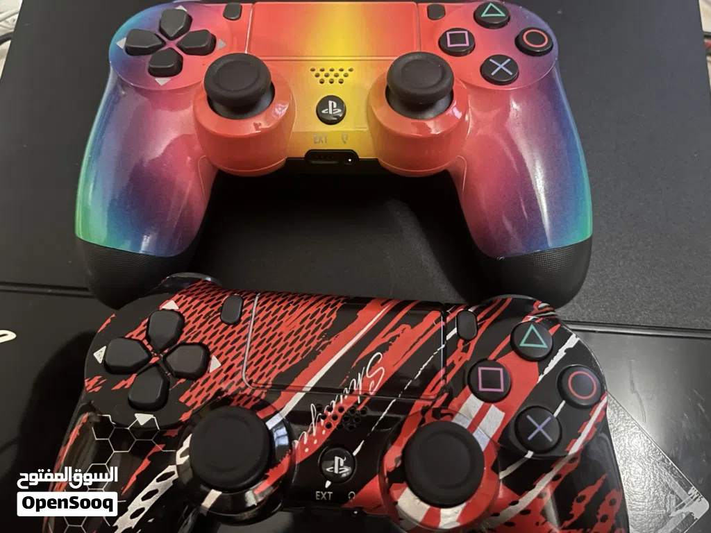 PS4 with 2 controllers good condition