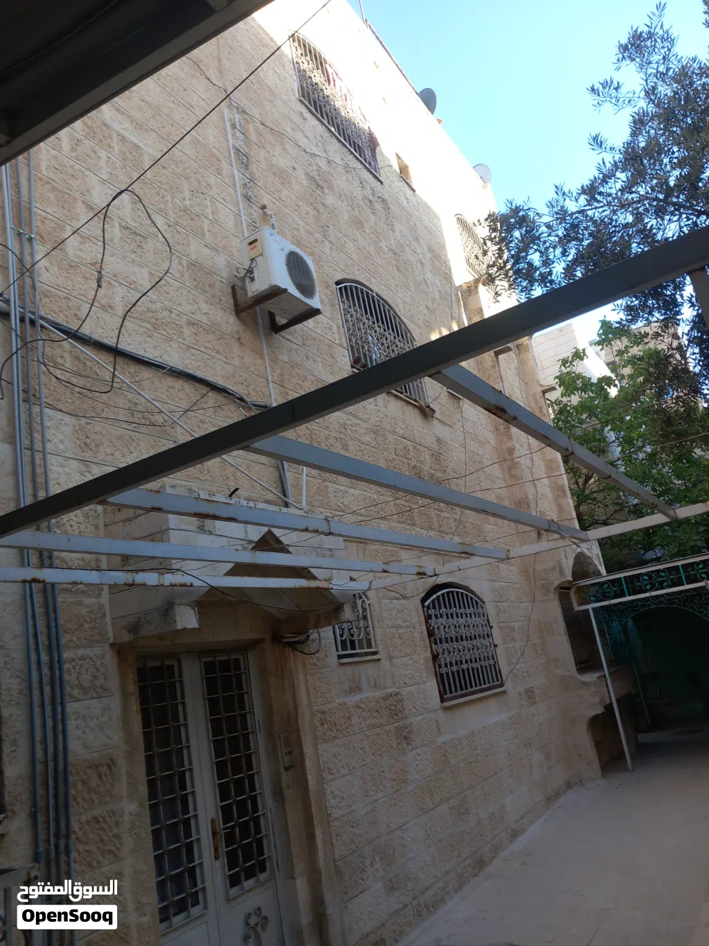 عماره سكنيه بموقع مميز للبيع