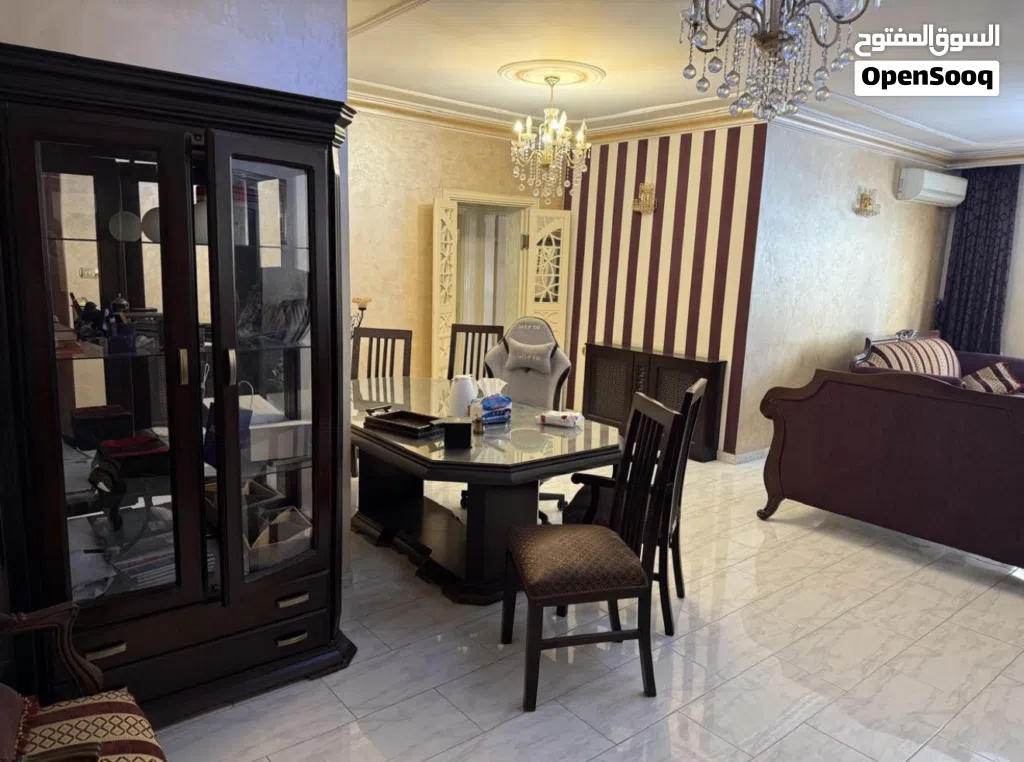 مطلوب شريك سكن 175