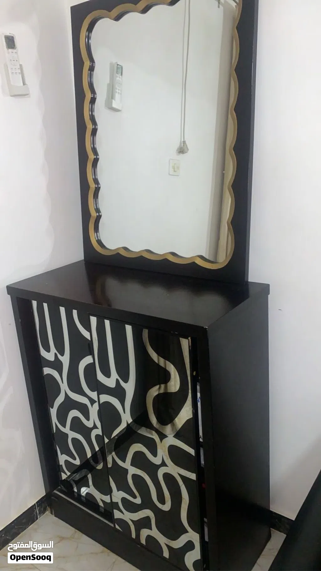 مدخل أنتويه مستعمل