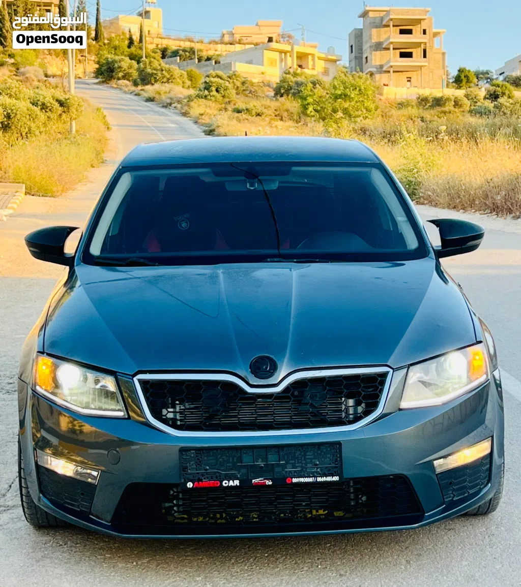 سكودا اوكتافيا Standard