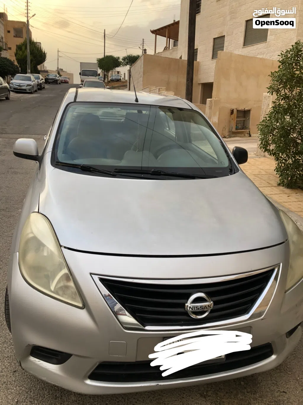 Nissan Sunny Standard