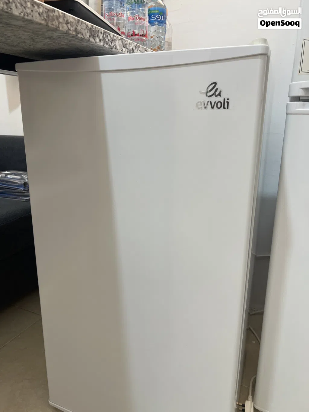 **Evvoli 93L Mini Refrigerator for Sale – Excellent Condition**