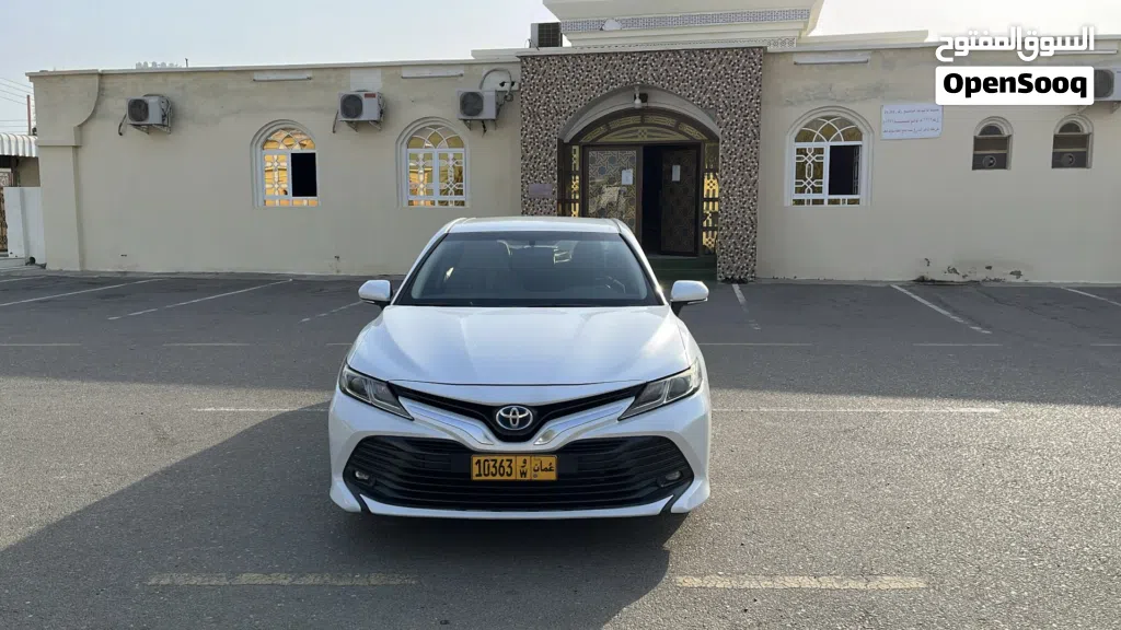 Toyota Camry GLE