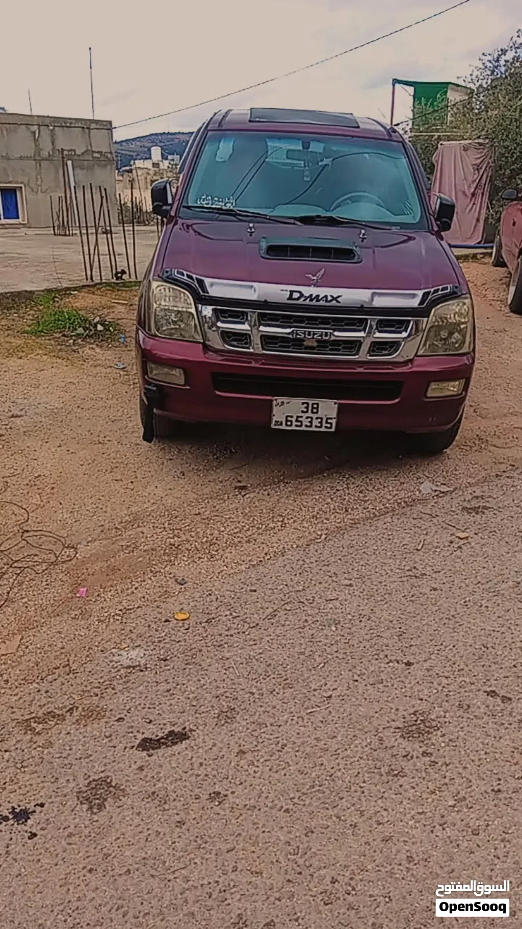 ايسوزو D-ماكس Standard