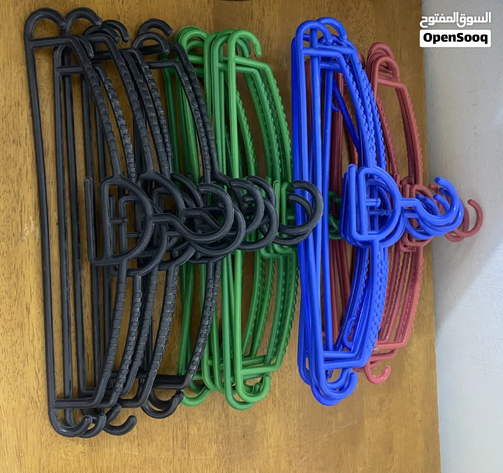 Hangers انواع مختلفة شماعات