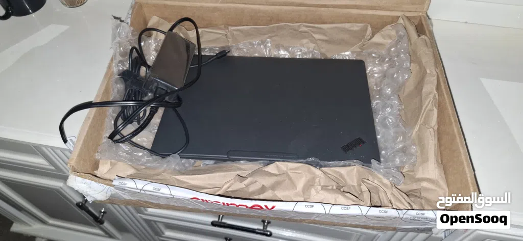 لابتوب لينوفو AI pc Thinkpad سناب دراغون 5G X13s 3GHz مستخدم قليل