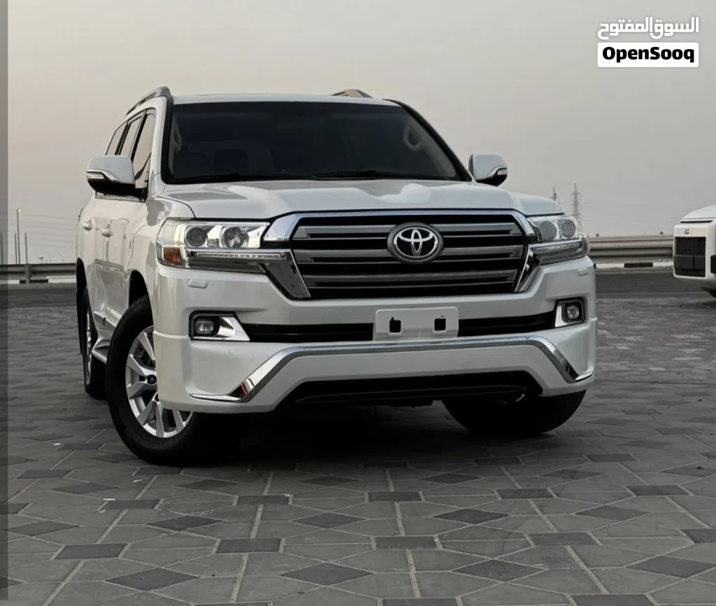Toyota Land Cruiser GXR