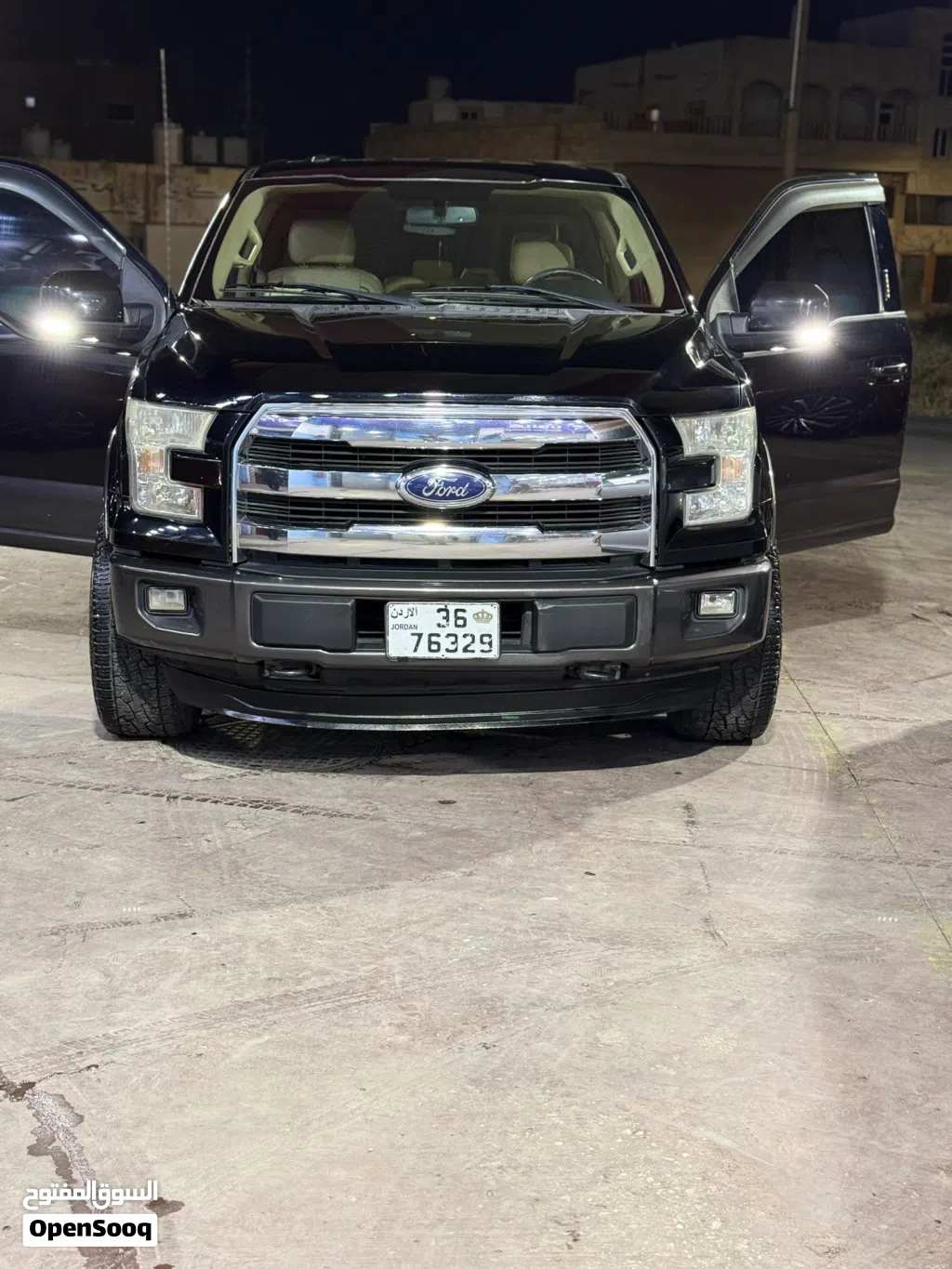 Ford F-150 Lariat