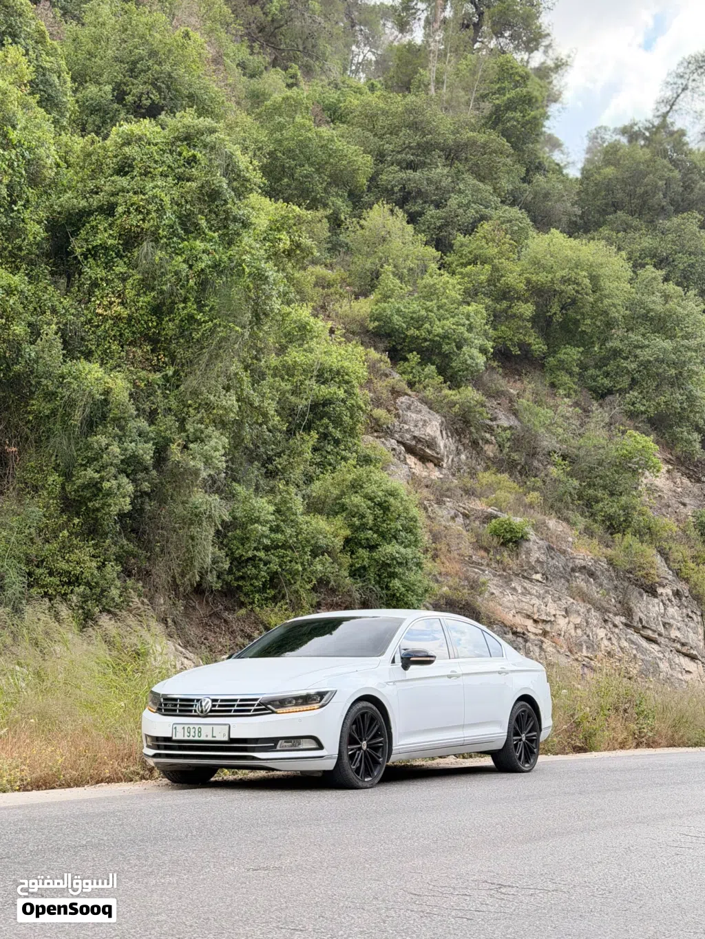 فولكسفاغن باسات R-Line